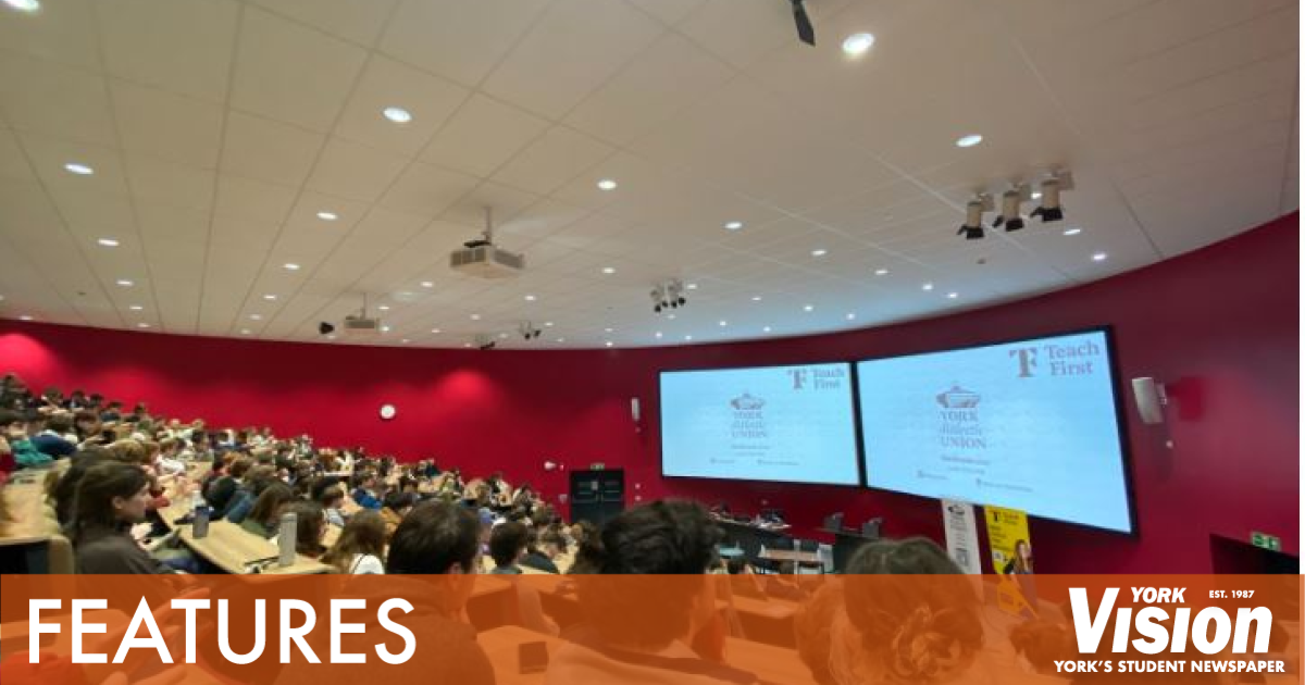 Jeremy Corbyn takes the stage at the University of York - Vimarsana News